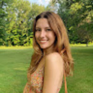 Meet your Posher, Abbie